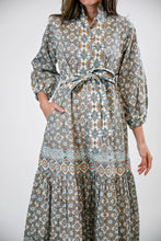 Load image into Gallery viewer, Folly Maxi Dusk Petals Dress
