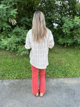 Load image into Gallery viewer, Floral Print Oversized Button Down Shirt
