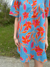 Load image into Gallery viewer, Aqua Floral Short Sleeve Dress
