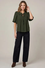 Load image into Gallery viewer, Puff Sleeve Pintuck Woven Top
