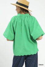 Load image into Gallery viewer, Bubble Sleeved Seersucker Top
