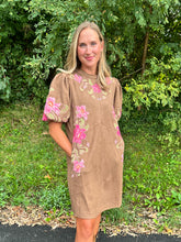 Load image into Gallery viewer, Suede Floral Embroidery Dress
