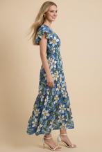 Load image into Gallery viewer, Blue Floral Print Tiered Midi Dress
