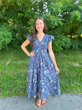 Load image into Gallery viewer, Midnight Floral Cap Sleeve Dress
