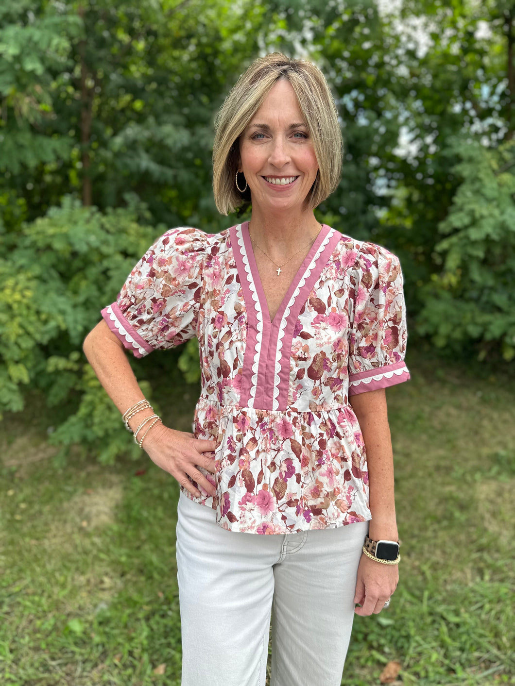 Ecru Scallop Trim V Neck Top