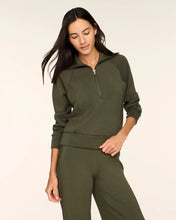 Load image into Gallery viewer, SPANX Airessentials Half Zip
