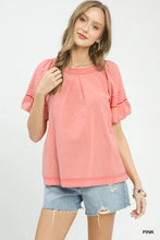 Load image into Gallery viewer, Solid Round Neck Top
