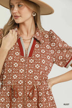 Load image into Gallery viewer, Floral Short Sleeve V Neck Zip Dress
