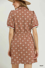 Load image into Gallery viewer, Floral Short Sleeve V Neck Zip Dress
