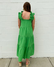 Load image into Gallery viewer, Kelly Green Textured Tiered Maxi Dress
