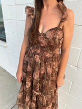 Load image into Gallery viewer, Sweetheart Neckline Floral Chiffon Ruffle Tiered Dress
