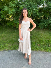 Load image into Gallery viewer, Sweetheart Neckline Strapless Midi Dress
