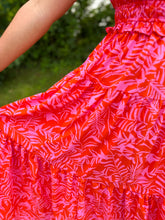 Load image into Gallery viewer, Tomato/Pink Puff Sleeve Floral Print Dress
