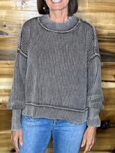 Load image into Gallery viewer, Washed Oversized Cropped Sweater
