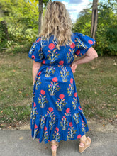 Load image into Gallery viewer, Blue Floral Puff Sleeve Floral Midi Dress
