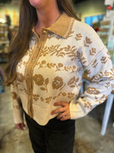 Load image into Gallery viewer, Floral Jacquard Contrast Collar Knit Cardigan
