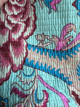 Load image into Gallery viewer, Quilted Toiletry Set
