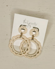 Load image into Gallery viewer, Eliza Raffia Flower Earrings
