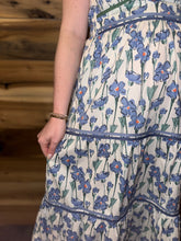 Load image into Gallery viewer, Floral Print Cap Sleeve Tiered Dress
