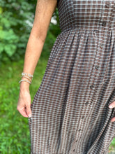 Load image into Gallery viewer, Plaid Puff Sleeve Button Down Maxi Dress
