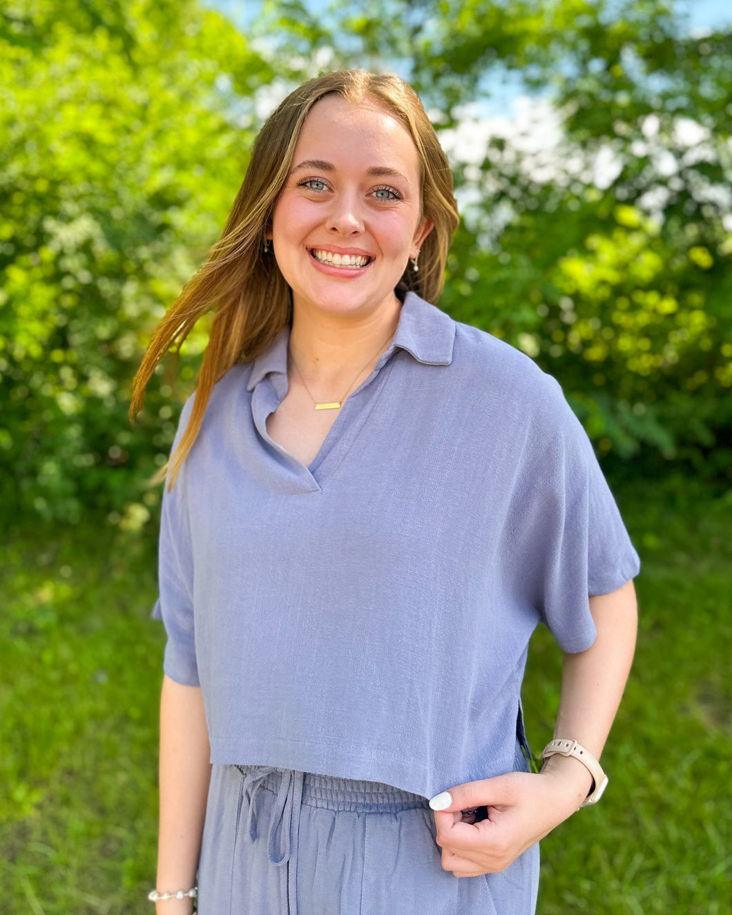 Soft Linen Cropped V Neck Top