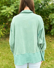 Load image into Gallery viewer, Mineral Wash Collar Placket Oversized Sweatshirt
