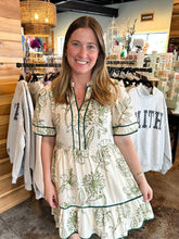 Load image into Gallery viewer, Green Short Sleeve Tiered Mini Dress
