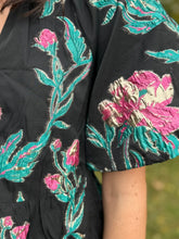 Load image into Gallery viewer, Puff Sleeve Floral Textured Dress
