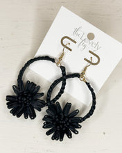 Load image into Gallery viewer, Raffia Flower Circle Earrings
