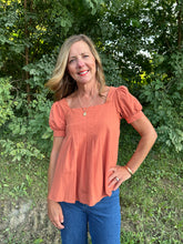 Load image into Gallery viewer, Cotton Puff Sleeve Pleated Blouse
