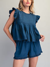 Load image into Gallery viewer, Pintuck Pleated Peplum Top
