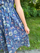 Load image into Gallery viewer, Midnight Floral Cap Sleeve Dress
