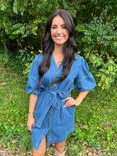 Load image into Gallery viewer, Denim V Neck Short Puff Sleeve Button Up Dress
