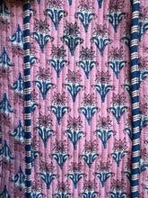 Load image into Gallery viewer, Quilted Toiletry Set
