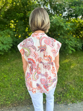 Load image into Gallery viewer, Pink Cap Sleeve Paisley Print Top
