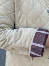 Load image into Gallery viewer, Quilted Jacket
