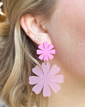 Load image into Gallery viewer, Double Daisy Dangle Earring
