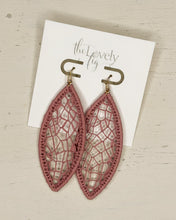 Load image into Gallery viewer, Dreamcatcher Drop Earrings
