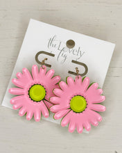 Load image into Gallery viewer, Acrylic Daisy Earrings
