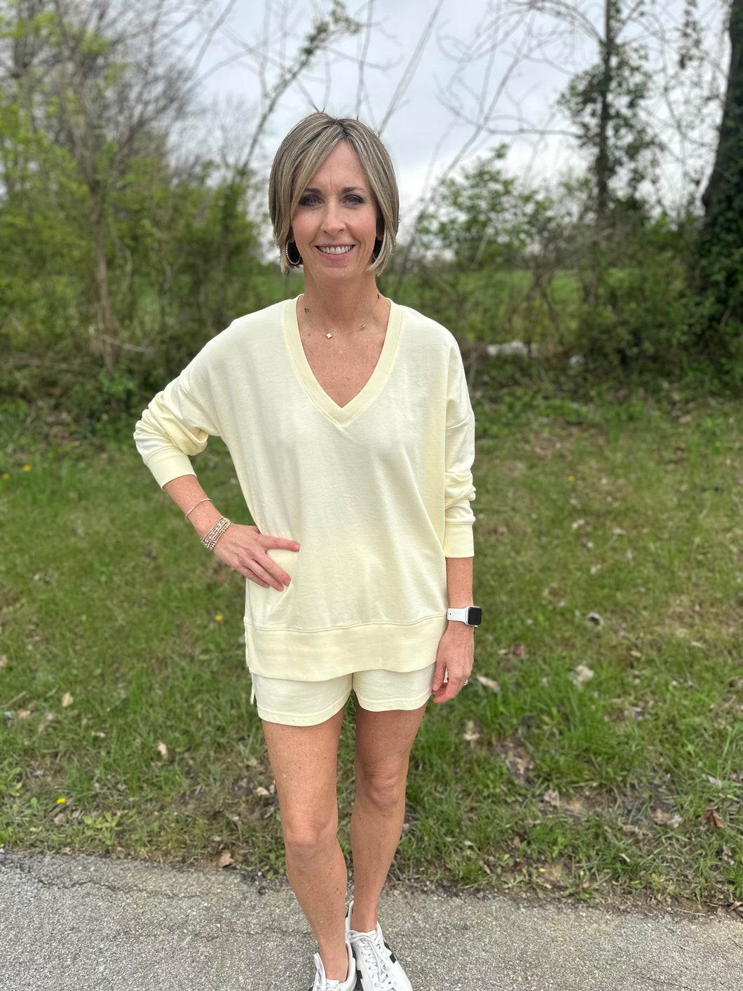Modern V Neck Weekender & Shorts Set