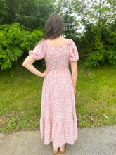 Load image into Gallery viewer, Tearose Hawthrone Dress
