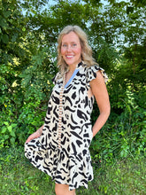 Load image into Gallery viewer, Cream Short Sleeve Abstract Pattern Dress
