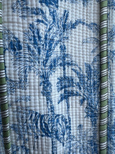 Load image into Gallery viewer, Jane Quilted Tote Bag
