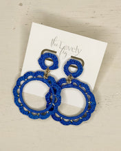 Load image into Gallery viewer, Eliza Raffia Flower Earrings
