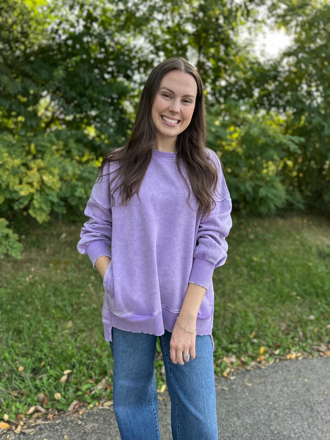 Acid Wash Hi-Low Hem Pullover