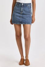 Load image into Gallery viewer, Quinn Super High Rise Skirt
