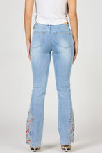 Load image into Gallery viewer, Jaxtyn High Rise Bootcut Jeans - Santa Fe
