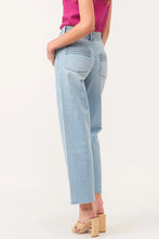 Load image into Gallery viewer, Holly Super High Rise Straight Jeans - Austin
