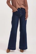 Load image into Gallery viewer, Fiona Super High Rise Wide Leg Jeans - Star Demand
