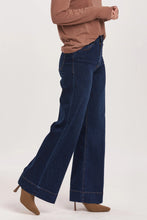 Load image into Gallery viewer, Fiona Super High Rise Wide Leg Jeans - Star Demand
